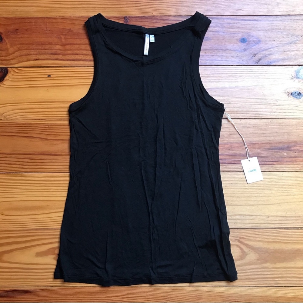 Banana Republic Navy White Black Tee Bundle, NWT, XS - Picture 7 of 13